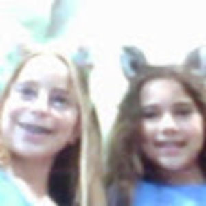 Meet your Posher, Presentcupcake